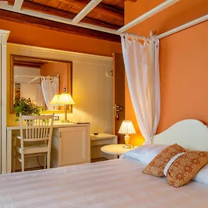 Calvi-ristorante Mainor Отель